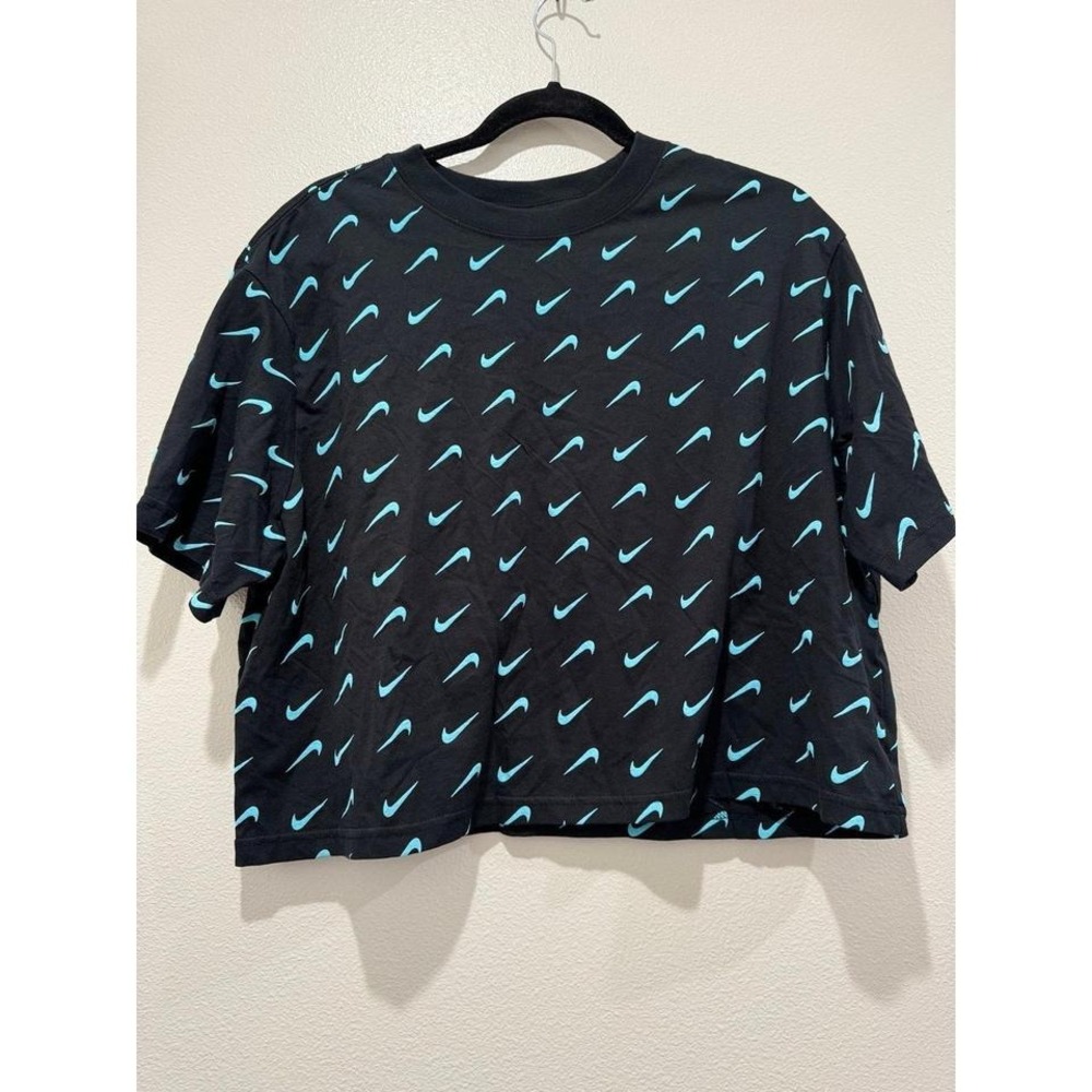 Nike Sportswear Women's Oversized Crop Short Sleeve Tee Black L Swoosh